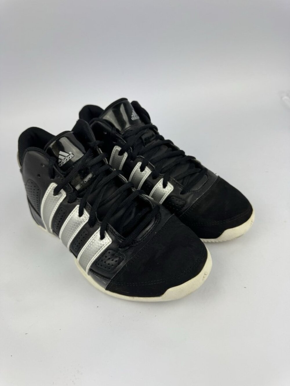ADIDAS G09063 Black Silver Boys Basketball Sneakers Size US 6